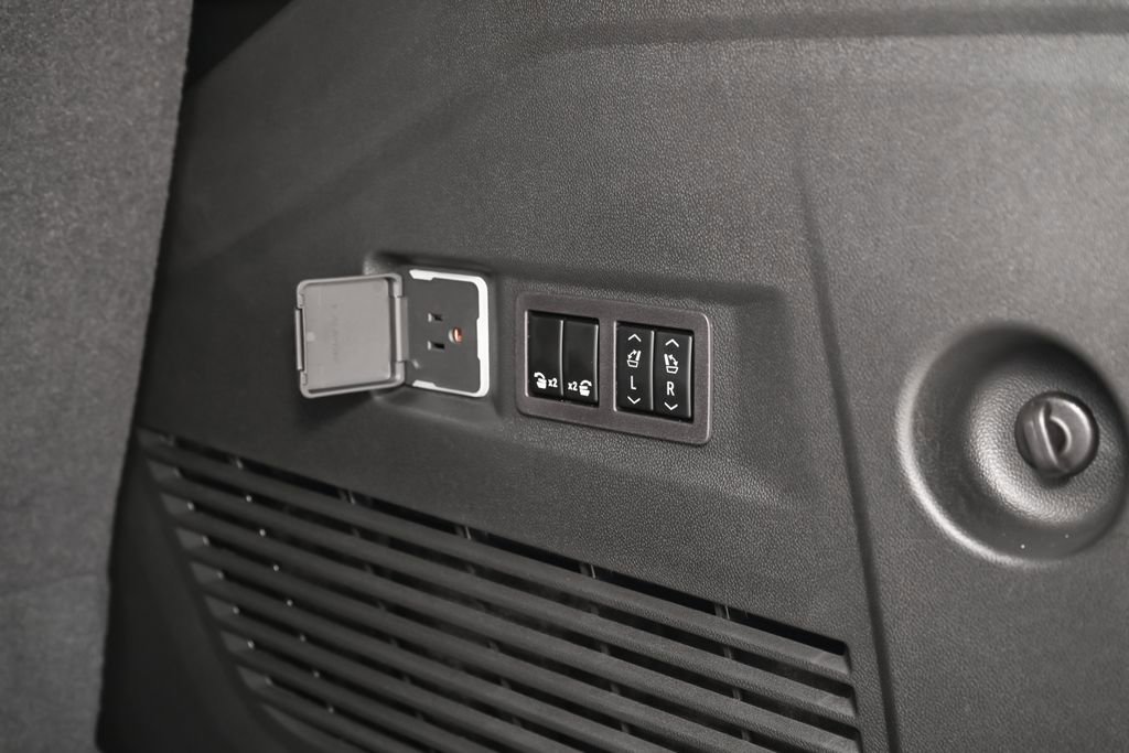 New 2026 Chevrolet Tahoe High Country image 44