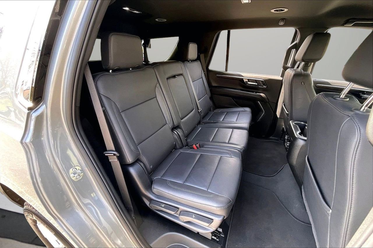 Used 2025 Chevrolet Tahoe LT image 25