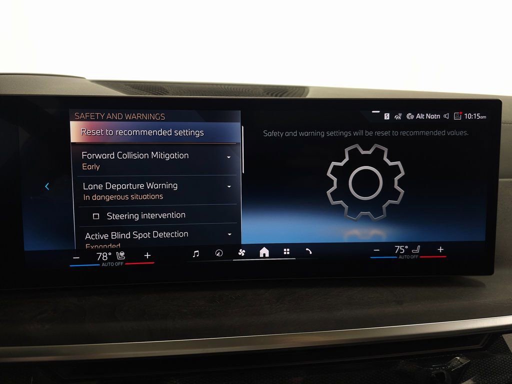 Used 2026 BMW X7 xDrive40i AWD/4WD image 22