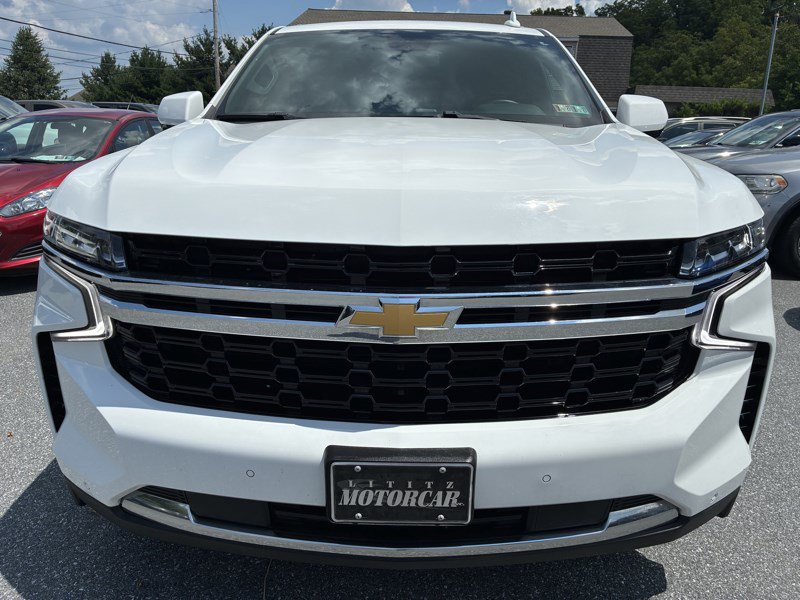 Used 2023 Chevrolet Suburban LS AWD/4WD image 2
