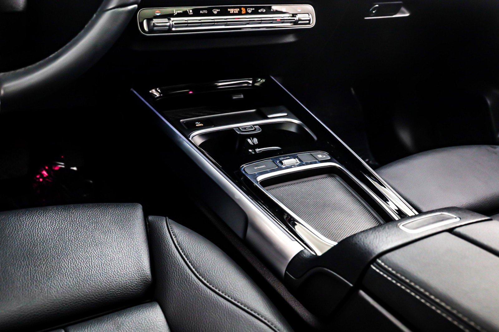 Used 2024 Mercedes-Benz EQB 250+ image 6