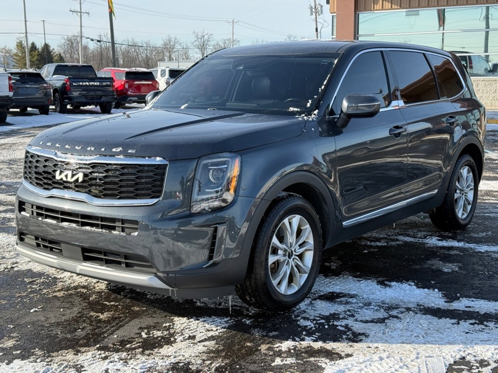 Used 2022 Kia Telluride LX image 4
