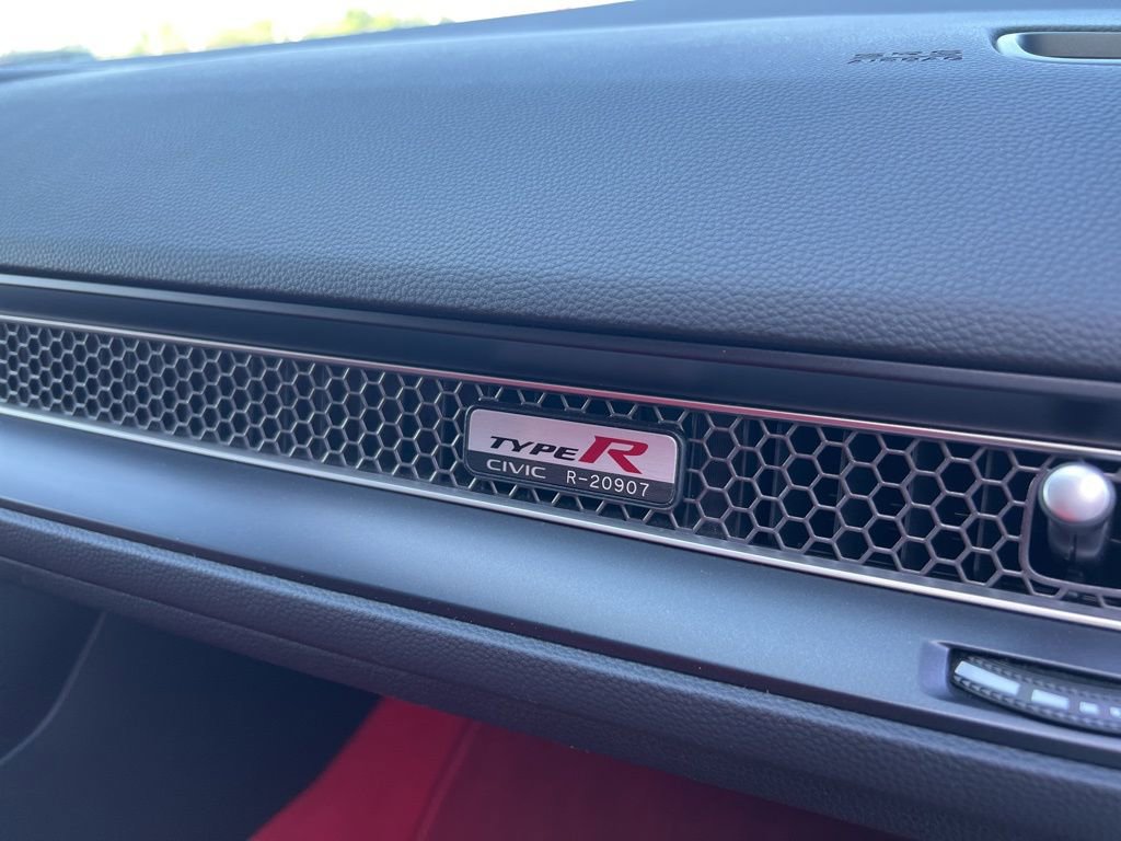 Used 2024 Honda Civic Type R image 15