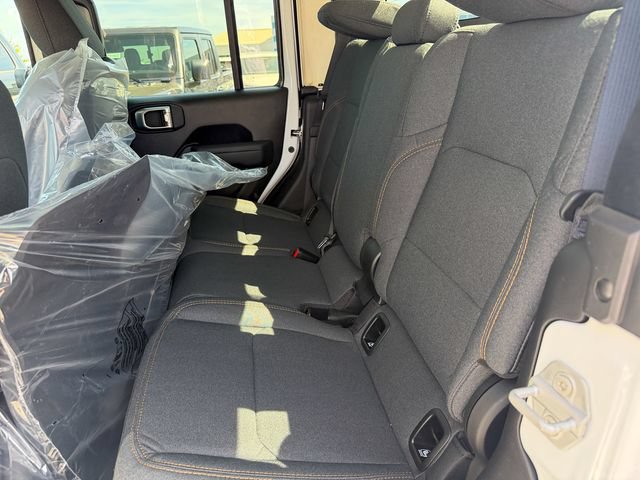 New 2026 Jeep Gladiator Sport AWD/4WD image 24