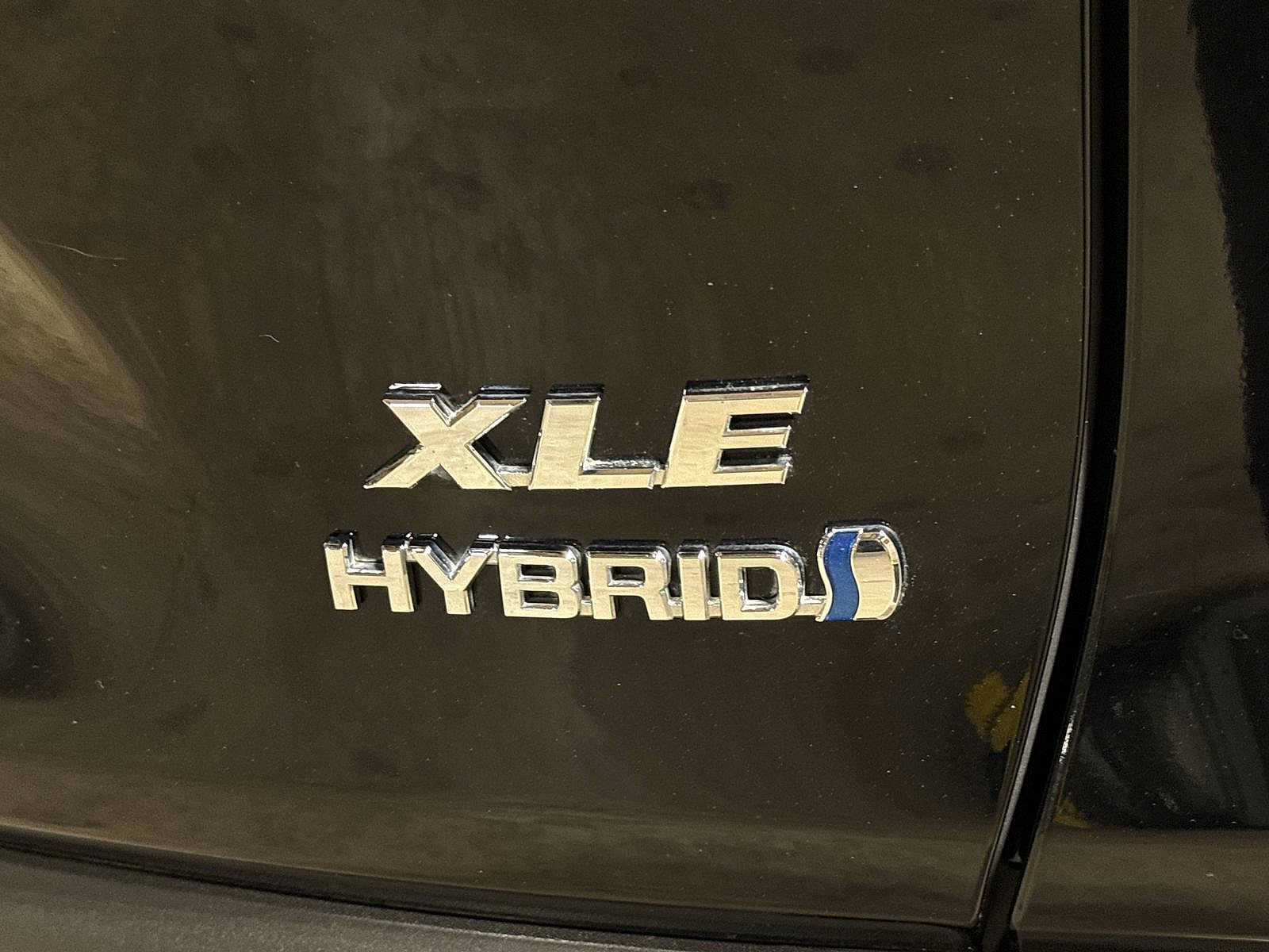 Used 2019 Toyota RAV4 XLE AWD/4WD image 26
