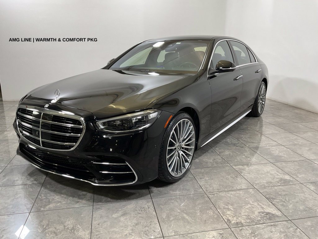 Used 2022 Mercedes-Benz S 580 4MATIC Sedan w/ AMG Line Package image 2
