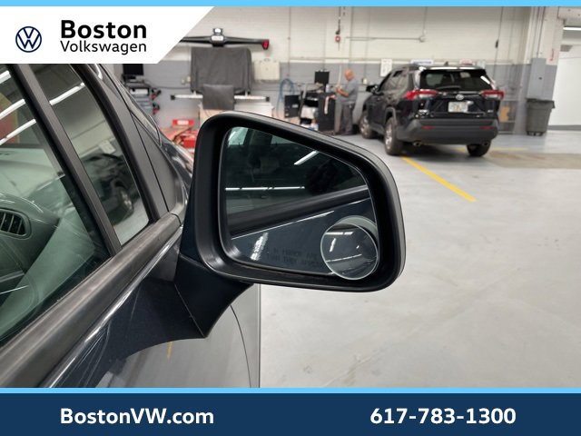 Used 2022 Chevrolet Trax LS w/ Tint and Cruise Package image 7