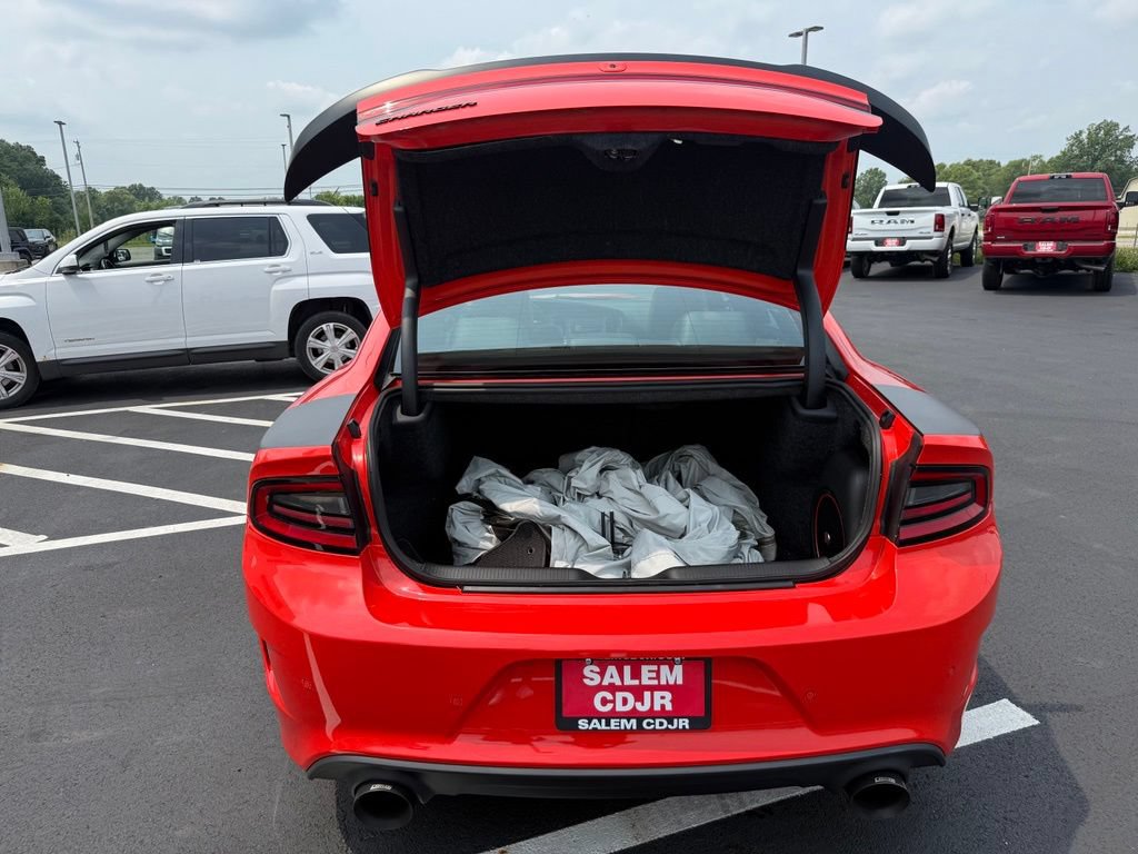 Used 2017 Dodge Charger R/T RWD image 8