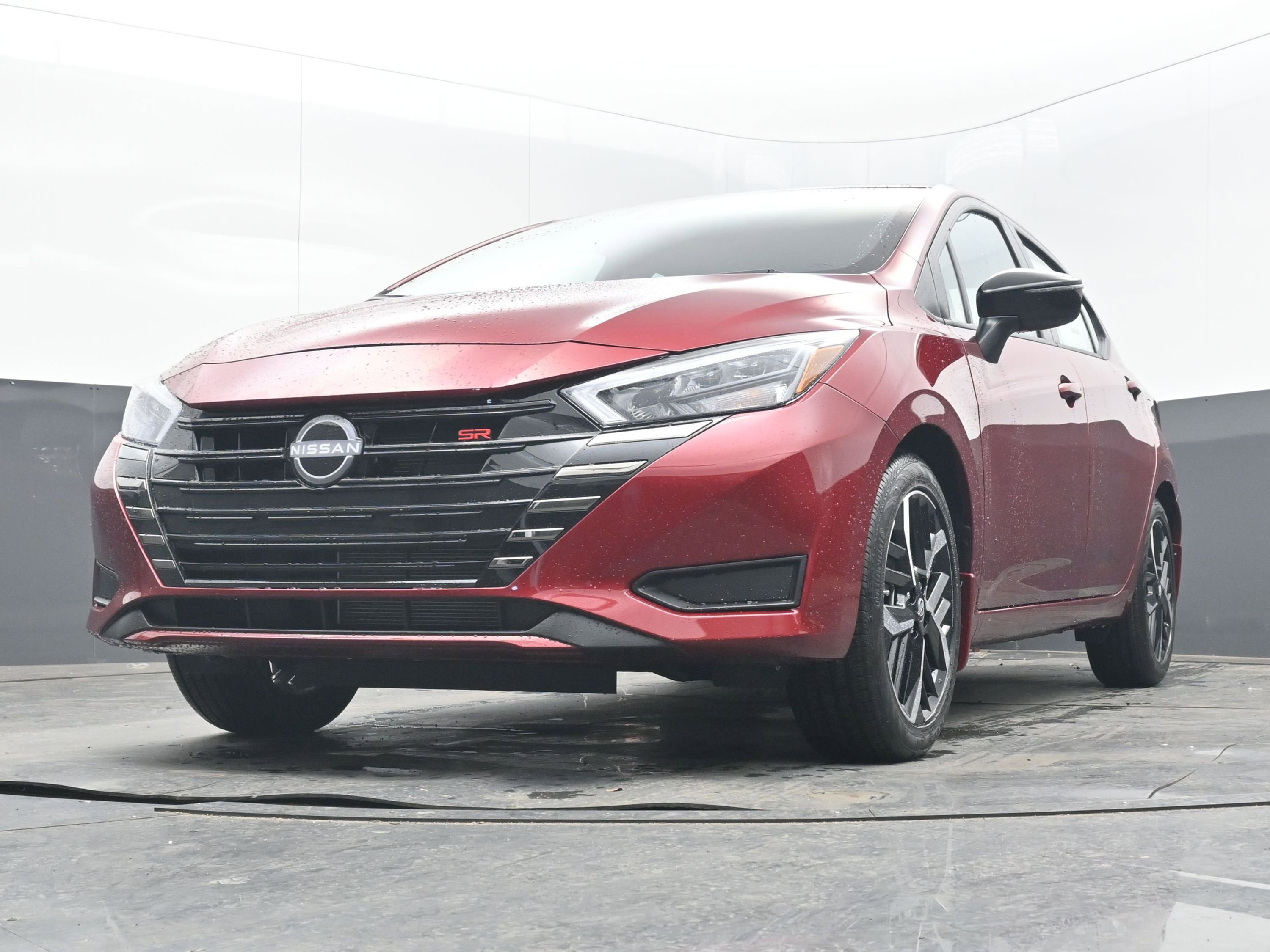 New 2025 Nissan Versa SR image 24