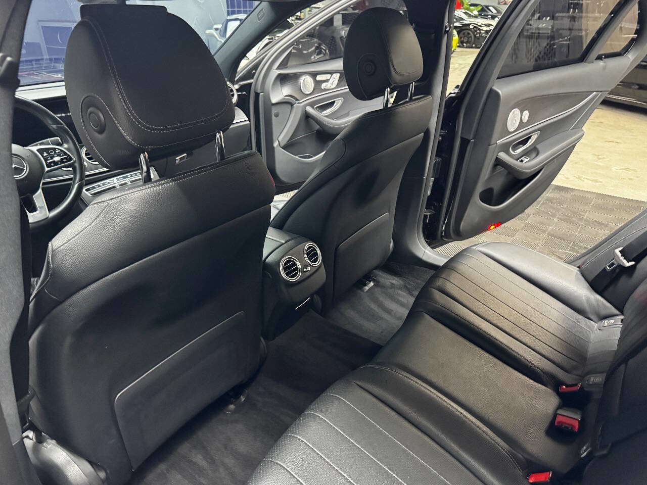 Used 2020 Mercedes-Benz E 350 Sedan image 41