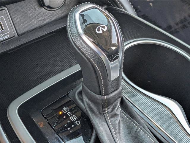 Used 2019 INFINITI QX60 Luxe w/ Essential Package image 11