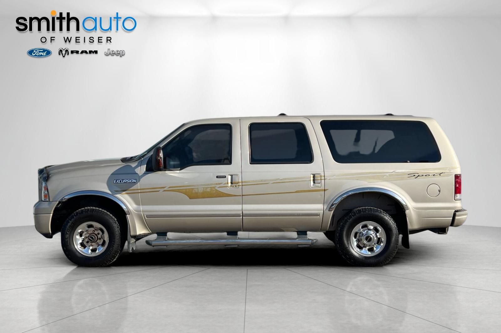 Used 2005 Ford Excursion Limited AWD/4WD image 8