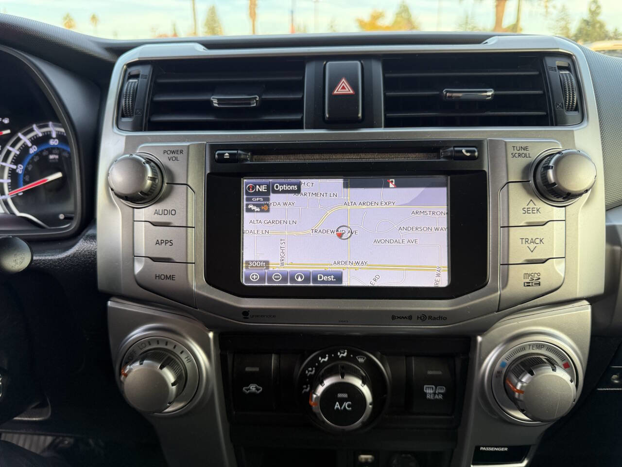 Used 2019 Toyota 4Runner SR5 AWD/4WD image 21