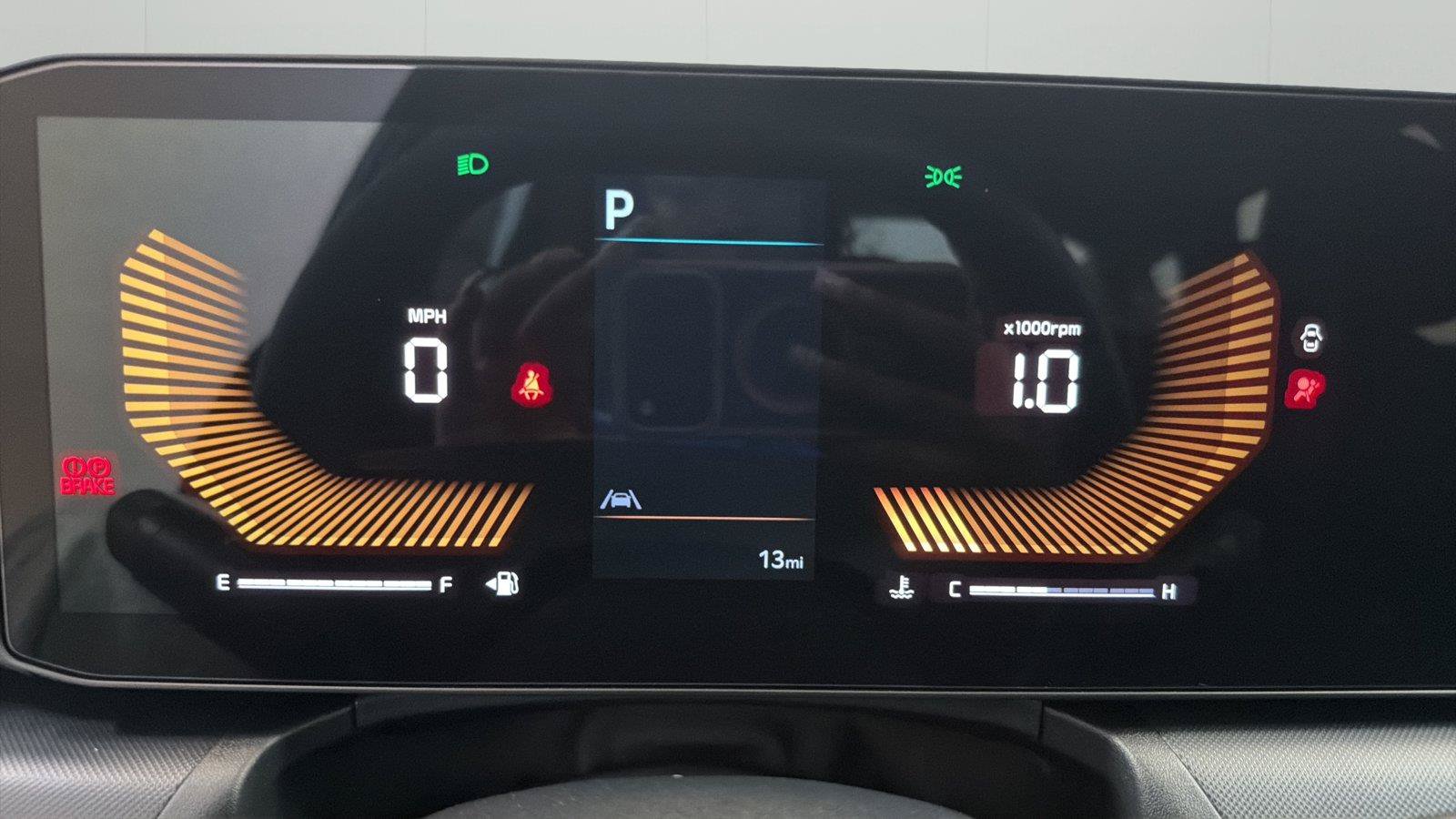 New 2026 Kia K4 FWD image 15