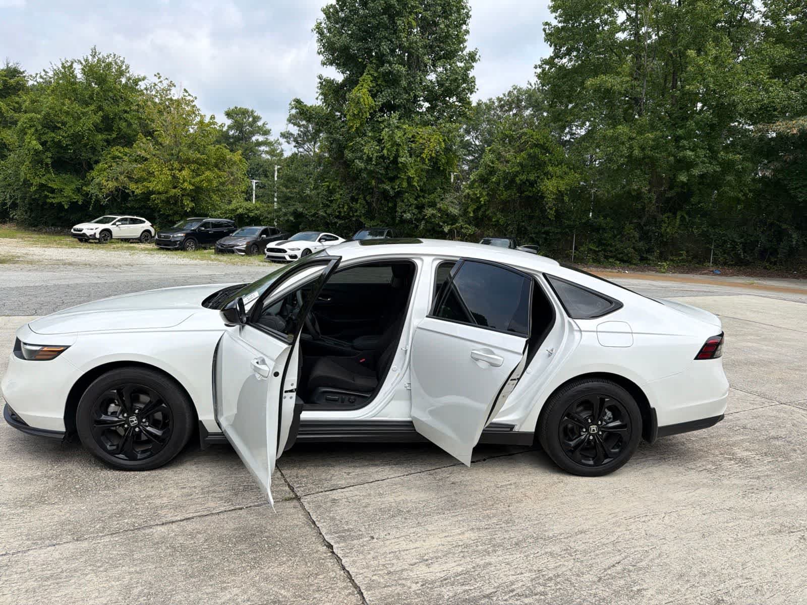 Certified 2025 Honda Accord SE image 20
