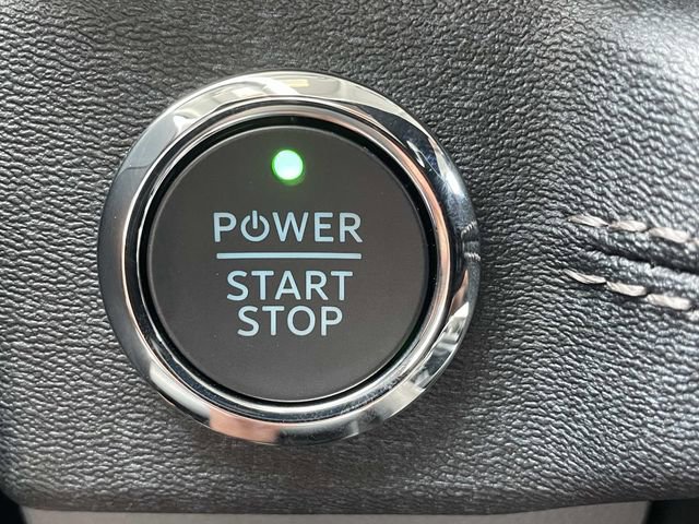 New 2025 Ford F150 Lightning Flash AWD/4WD image 25