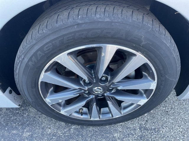 Used 2017 Nissan Altima 2.5 SV image 10