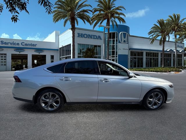 Certified 2023 Honda Accord EX image 9