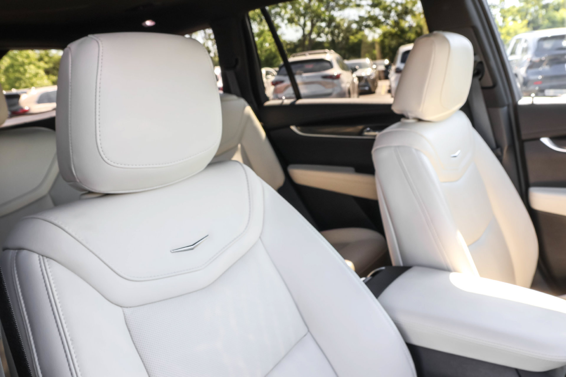 Used 2023 Cadillac XT6 Sport w/ Technology Package AWD/4WD image 50