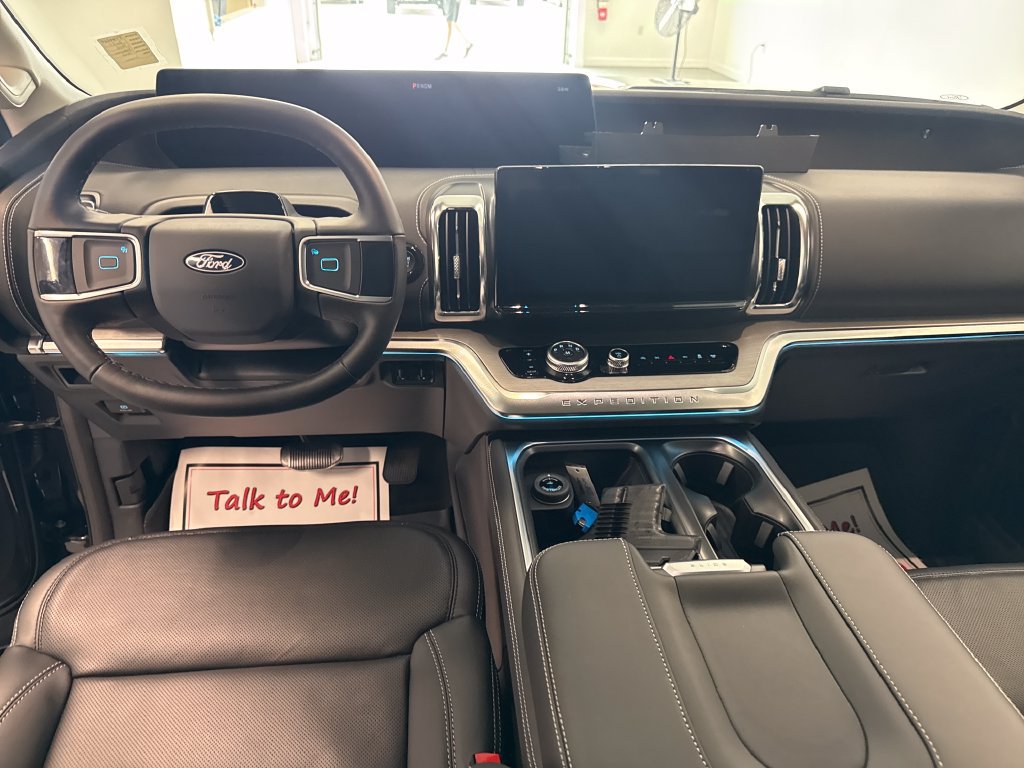 New 2027 Ford Expedition Platinum w/ Driver's Package RWD image 16