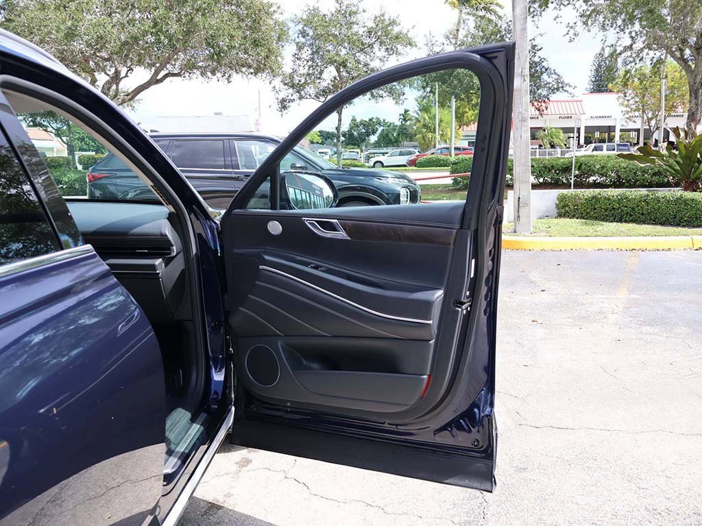 Used 2024 Genesis GV80 2.5T image 27