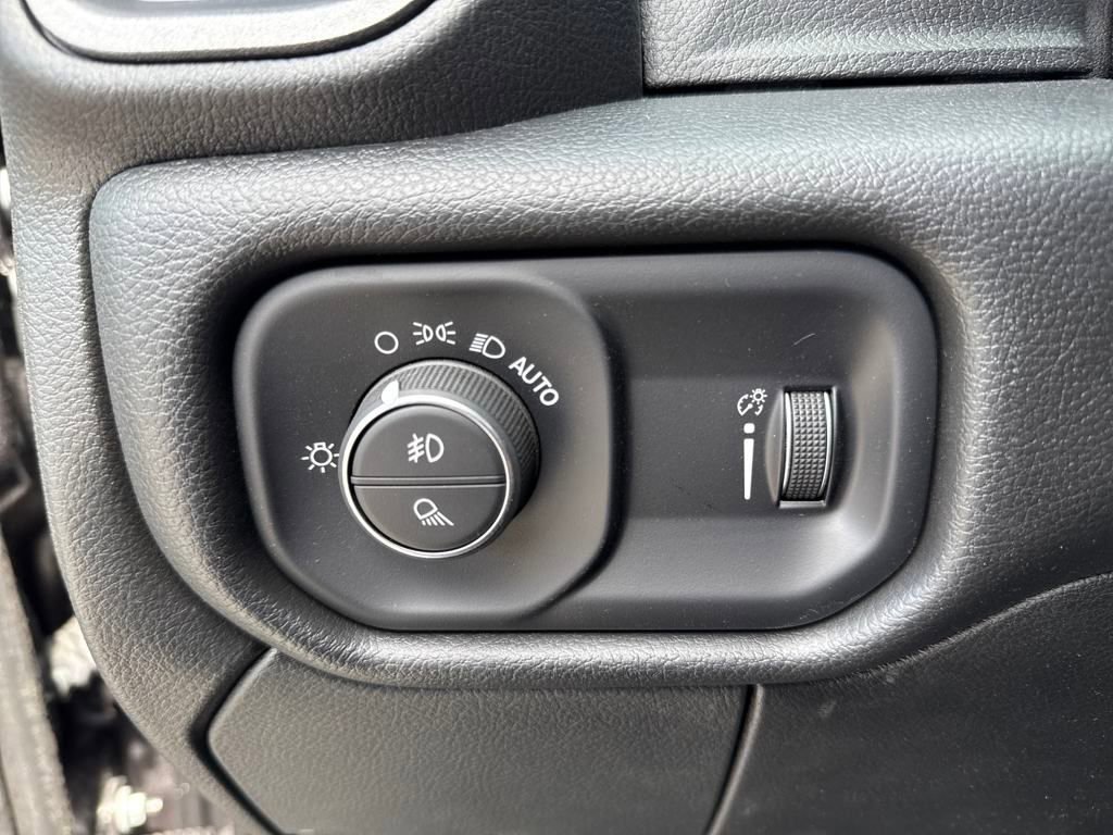 New 2025 RAM 3500 Tradesman image 21