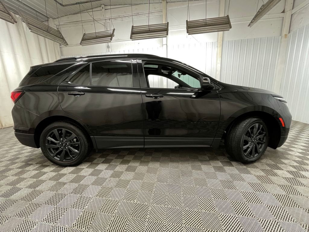 Used 2024 Chevrolet Equinox RS image 20