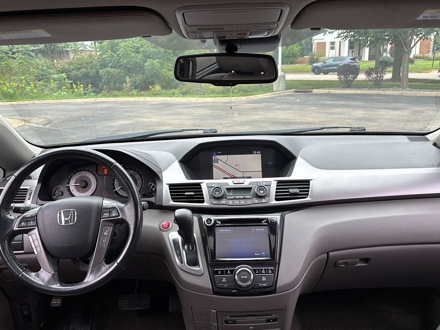 Used 2015 Honda Odyssey Touring Elite image 18