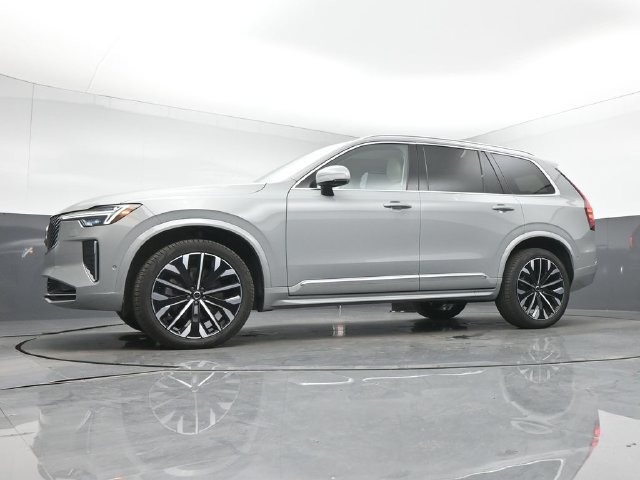Used 2026 Volvo XC90 B6 Ultra AWD/4WD image 13