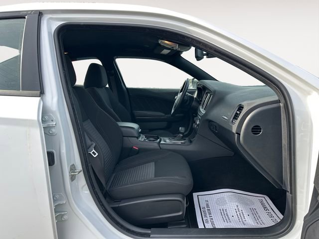 Used 2023 Dodge Charger SXT w/ Blacktop Package image 15