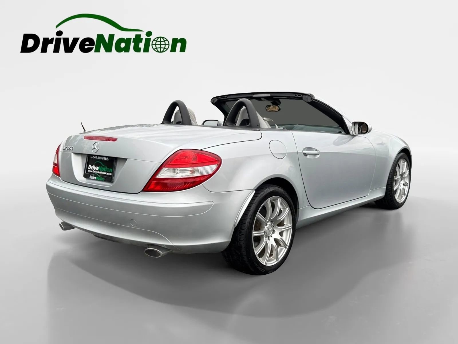 Used 2005 Mercedes-Benz SLK 350 image 7