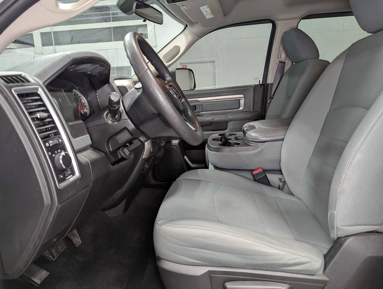 Used 2018 RAM 2500 SLT image 4