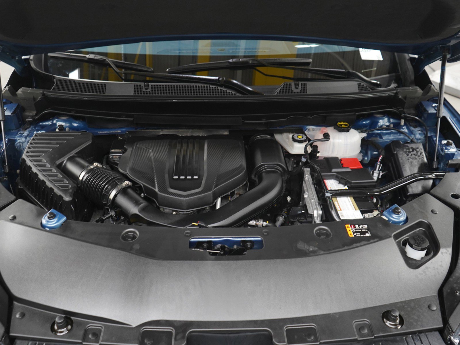 Used 2025 Buick Enclave Avenir image 34