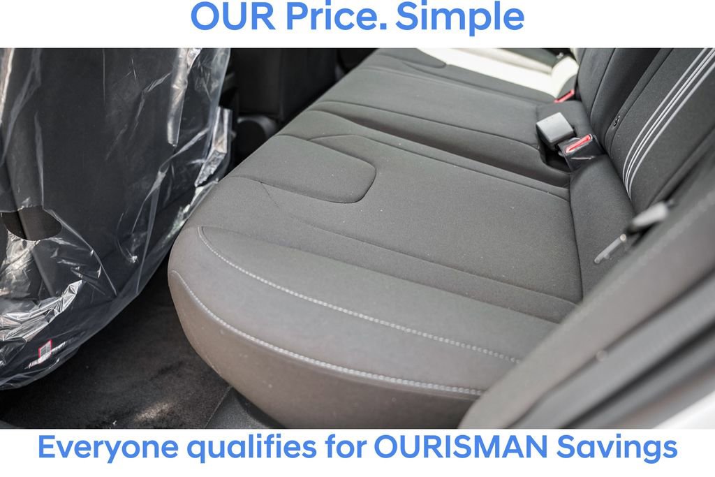 New 2025 Hyundai Elantra SEL image 29