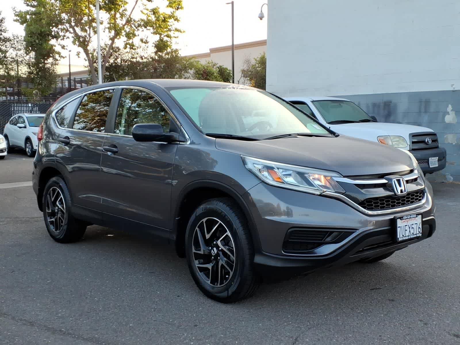 Used 2016 Honda CR-V SE video 3