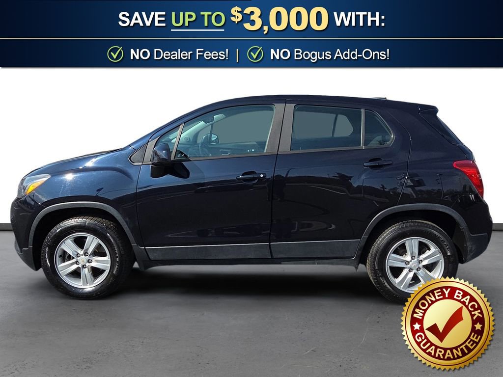 Used 2021 Chevrolet Trax LS image 2