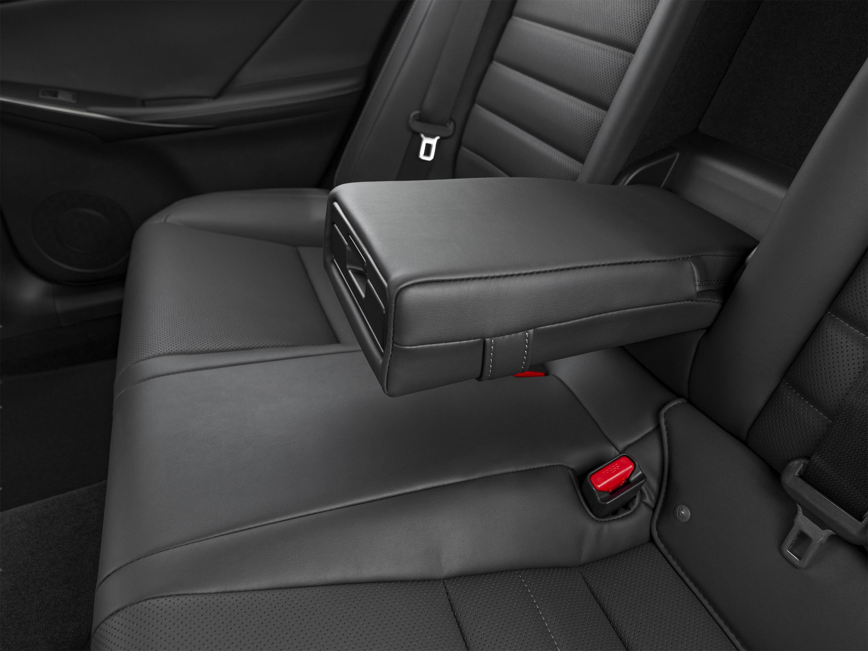 Used 2022 Lexus IS 350 F Sport w/ Accessory Package image 36
