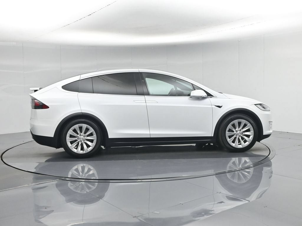 Used 2020 Tesla Model X Long Range AWD/4WD image 25