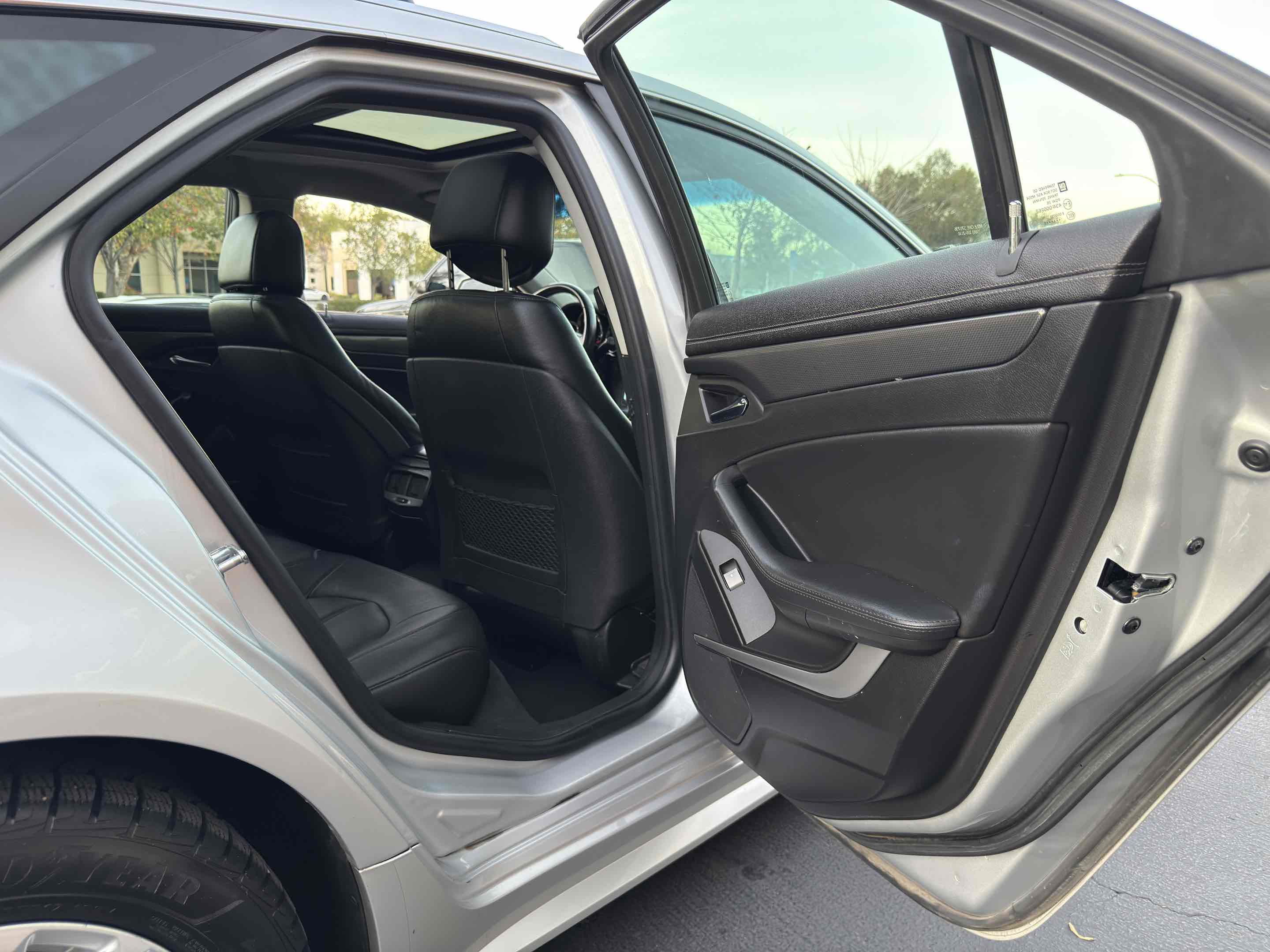 Used 2011 Cadillac CTS AWD Wagon image 69