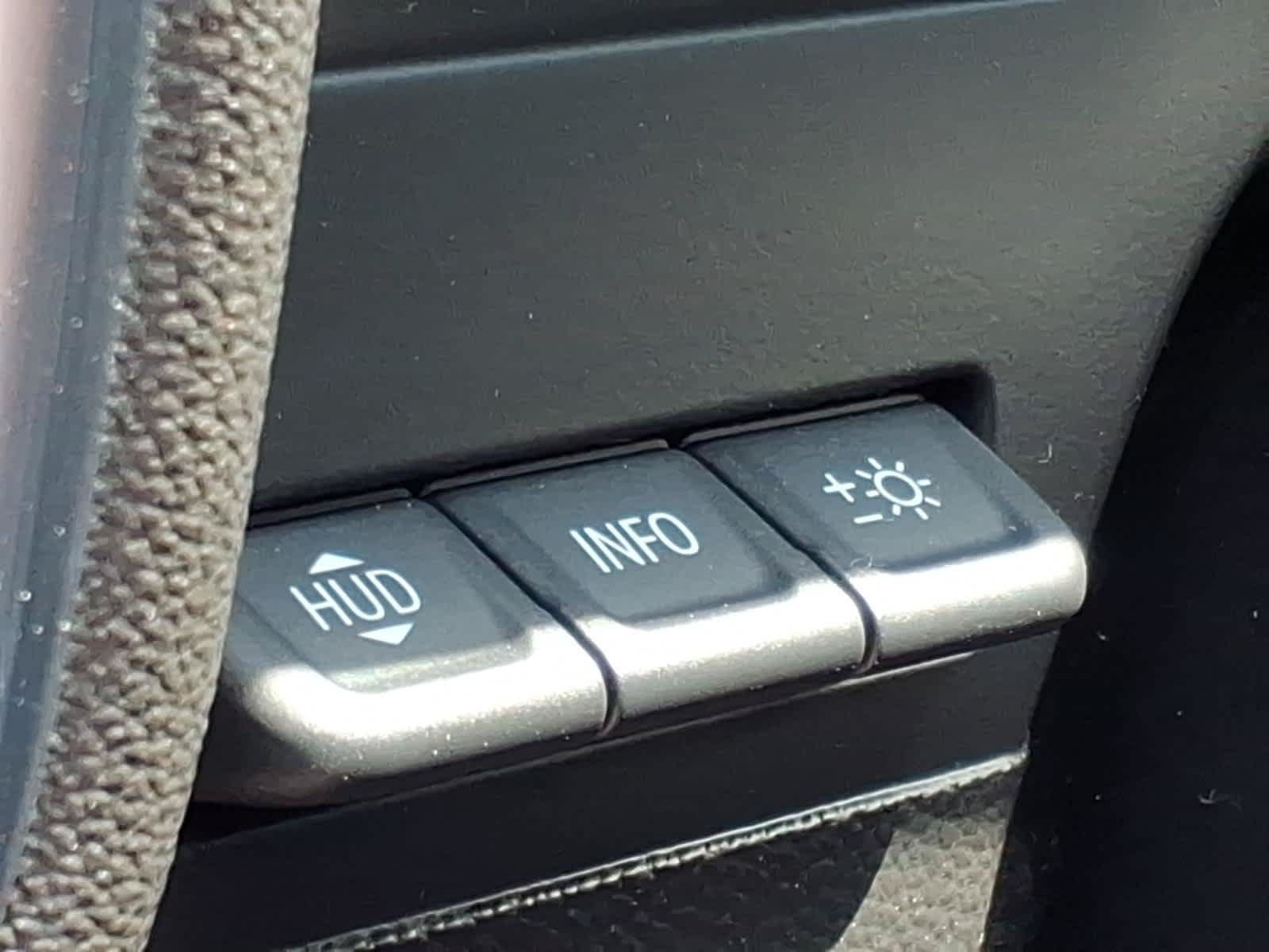 Certified 2019 GMC Sierra 1500 Denali w/ Technology Package AWD/4WD image 8
