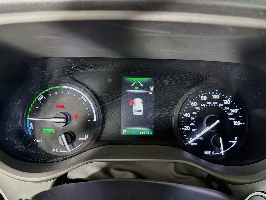 Used 2021 Toyota Sienna XLE FWD image 18