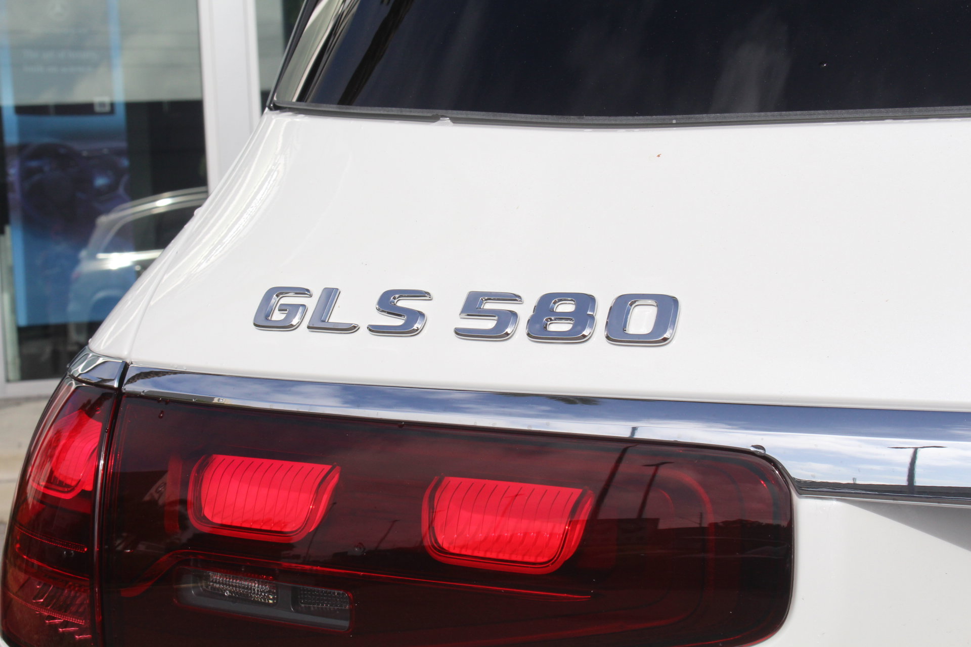 New 2026 Mercedes-Benz GLS 580 4MATIC image 6