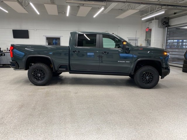 New 2026 Chevrolet Silverado 2500 ZR2 image 4
