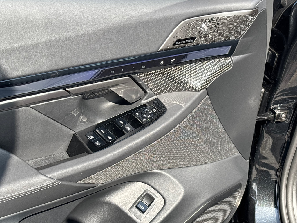 New 2027 BMW M5 w/ Carbon Package AWD/4WD image 28