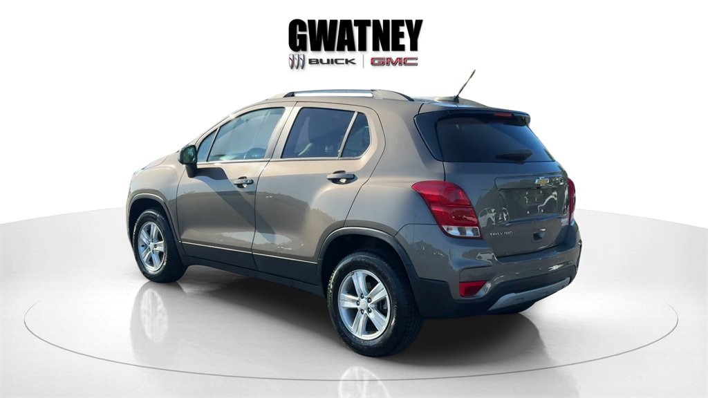 Used 2022 Chevrolet Trax LT w/ Driver Confidence Package image 5