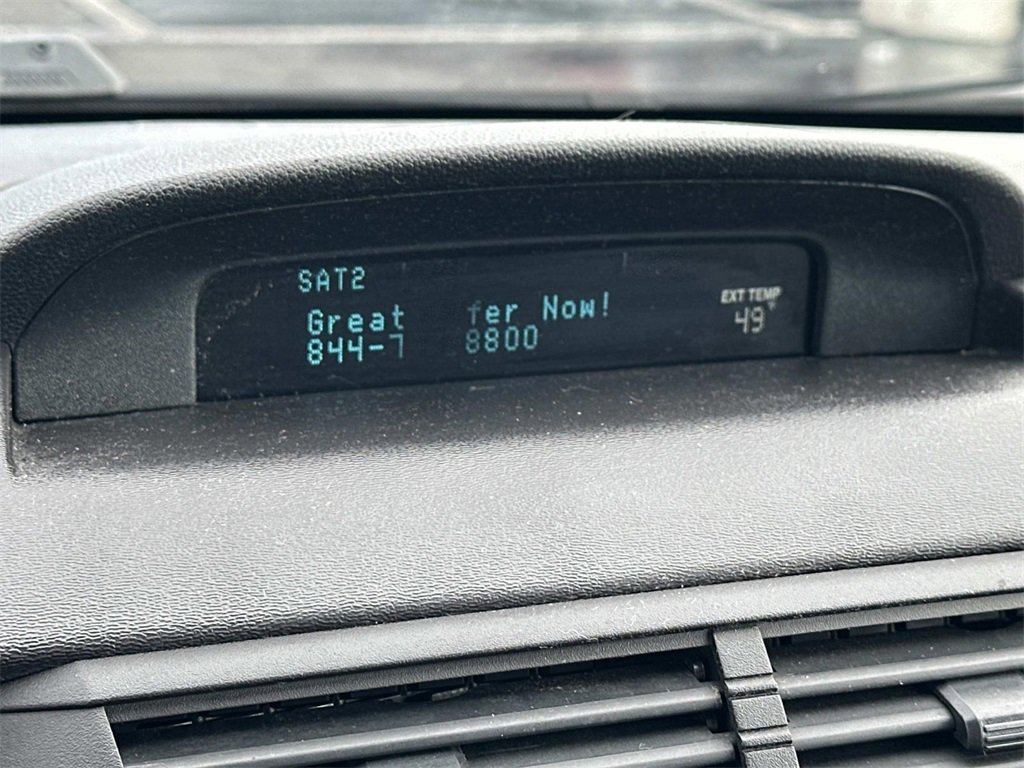 Used 2011 Ford Focus SE image 25