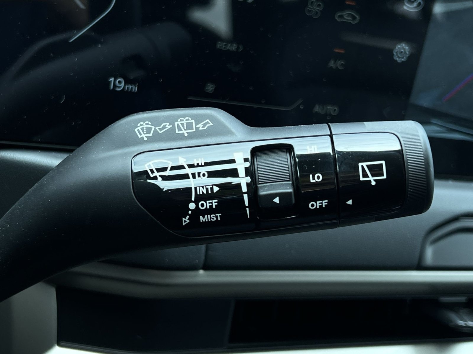 New 2027 Kia Telluride SX w/ Towing Package FWD image 26