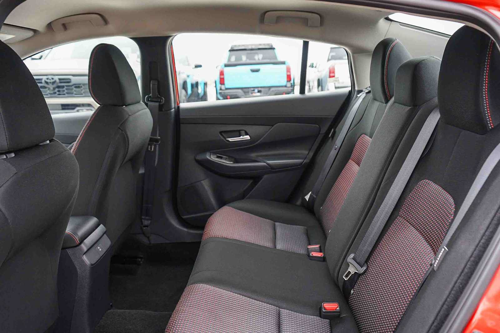 Used 2027 Nissan Sentra SR w/ Floor Mat Package FWD image 18