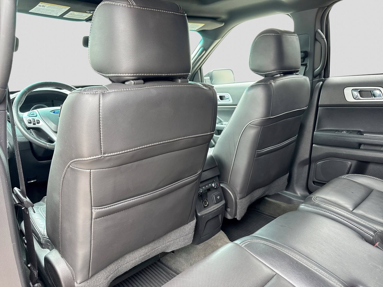 Used 2015 Ford Explorer Sport w/ Equipment Group 401A AWD/4WD image 22