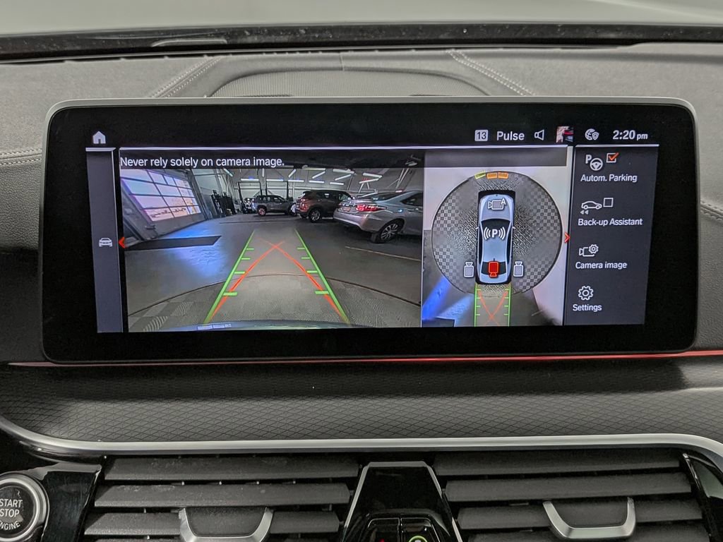 Used 2021 BMW M550i xDrive image 24